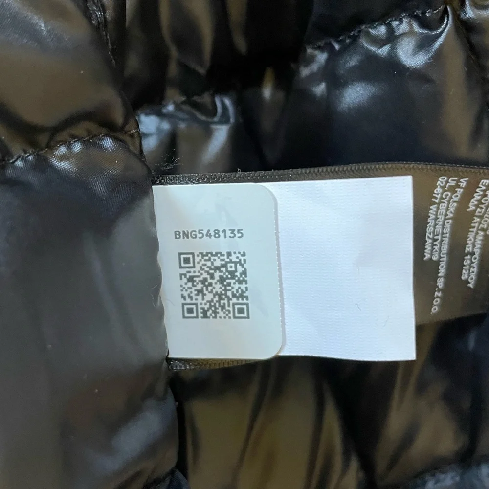 The North Face Women’s ThermoBall Eco Parka In Black - Picture 7 of 8